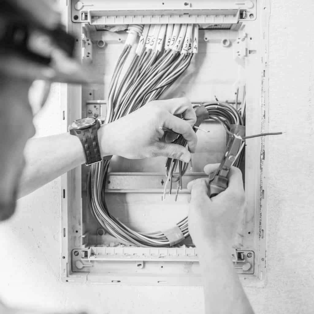 remplacement tableau électrique à calvisson – mise aux normes NF C 15-100